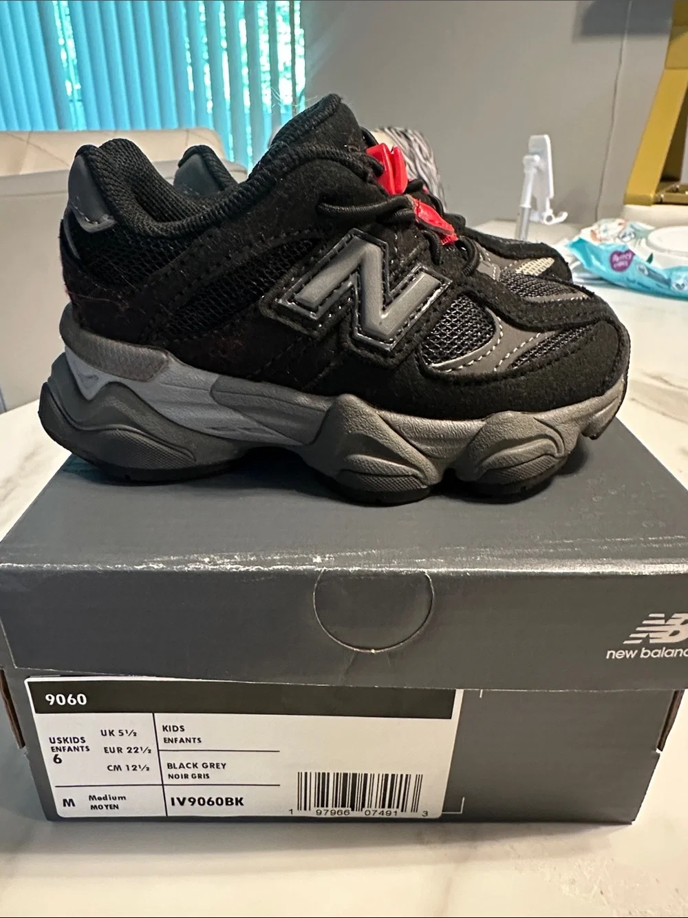New Balance Kids Black and Grey 9060 Style Athletic Sneakers